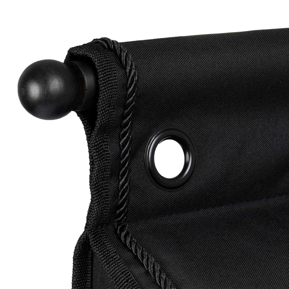 Grooming bag with bar