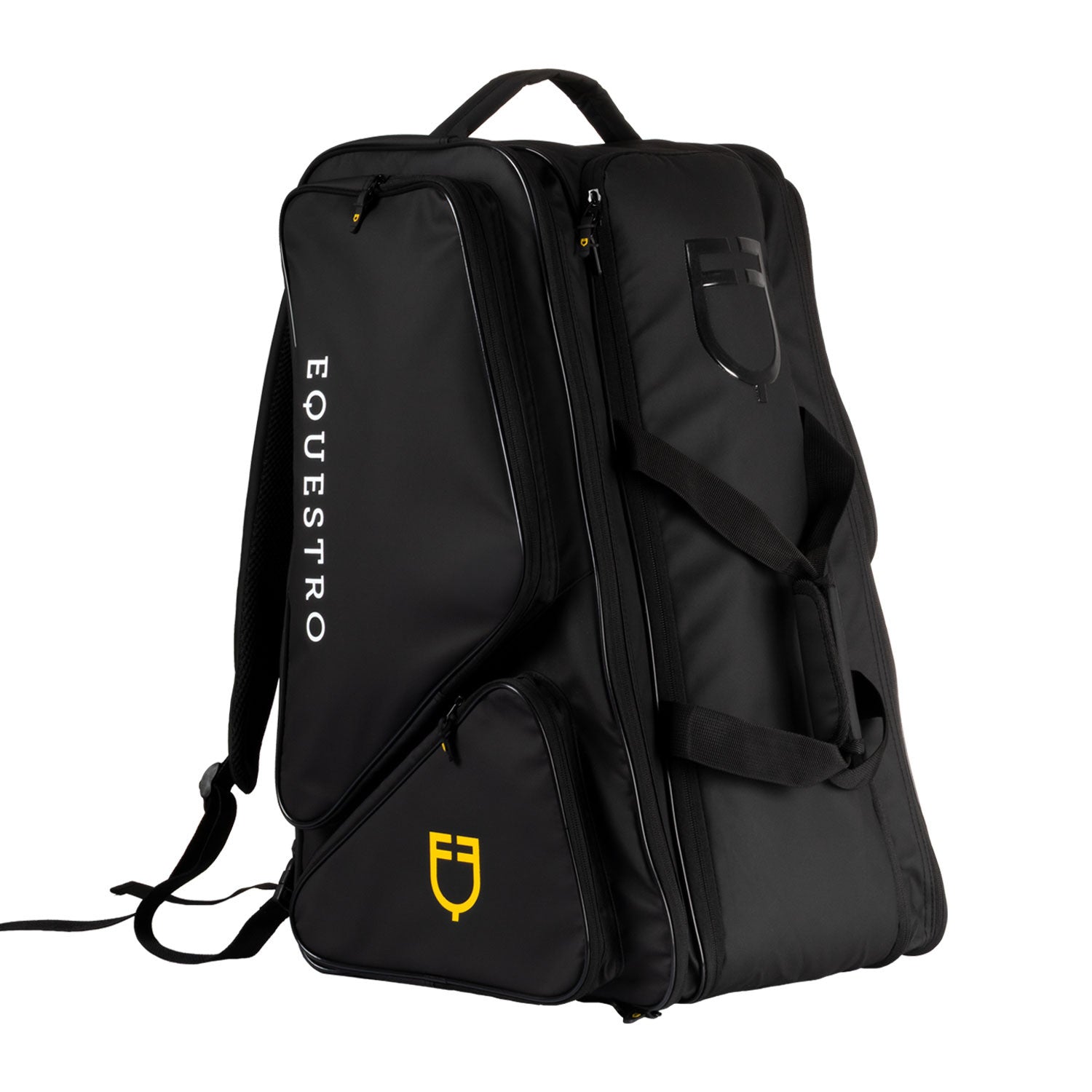 Boot bag in technical fabric with intelligent design.