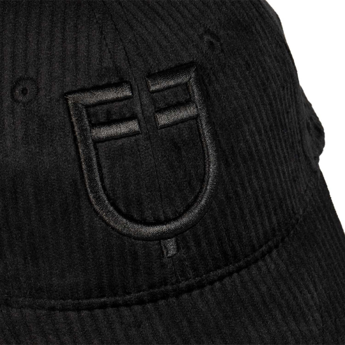 Unisex baseball cap in velvet-like fabric