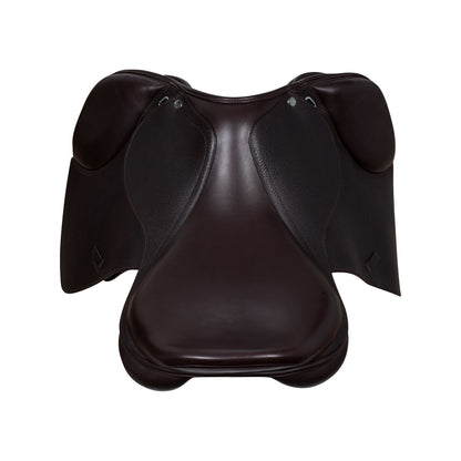 Jumping saddle hammered French leather