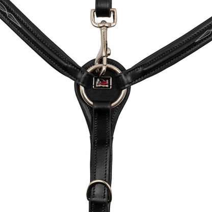 Contrast decorated breastplate