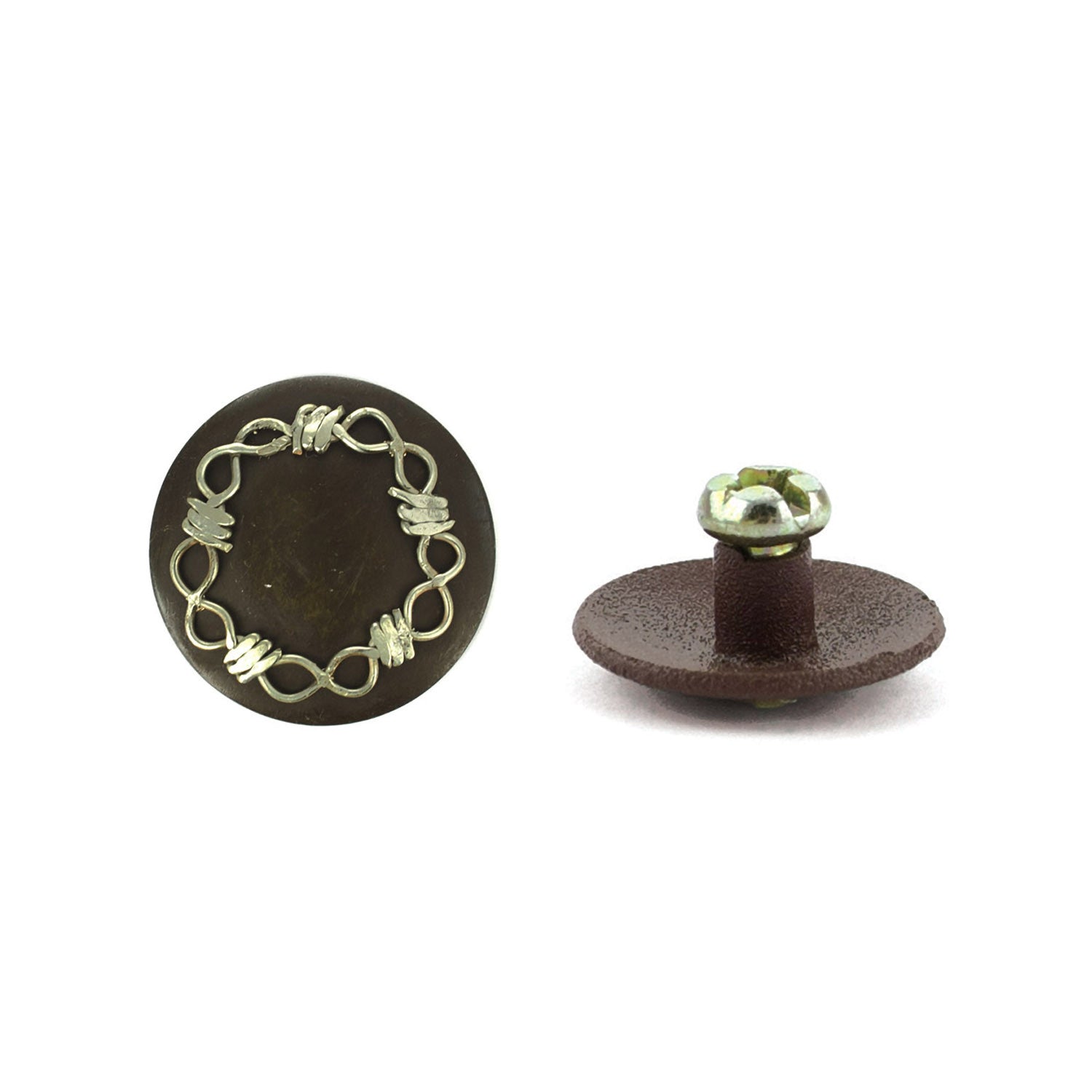 SHORT CONCHO WITH SCREW CHAIN DESIGN.