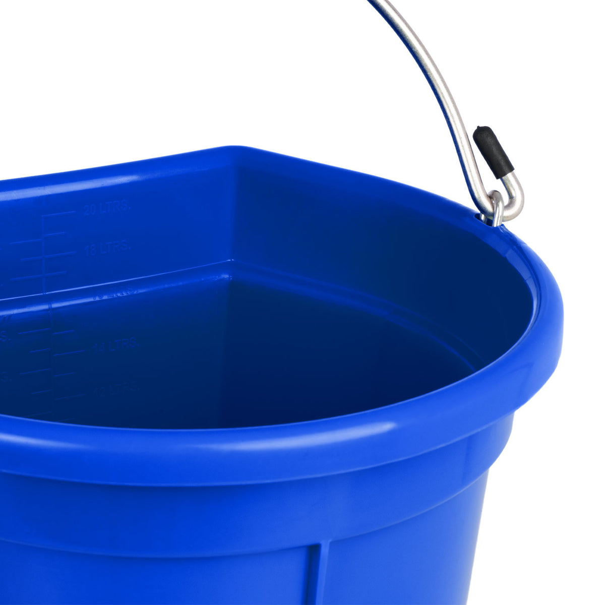 PLASTIC BUCKET WITH HANDLE