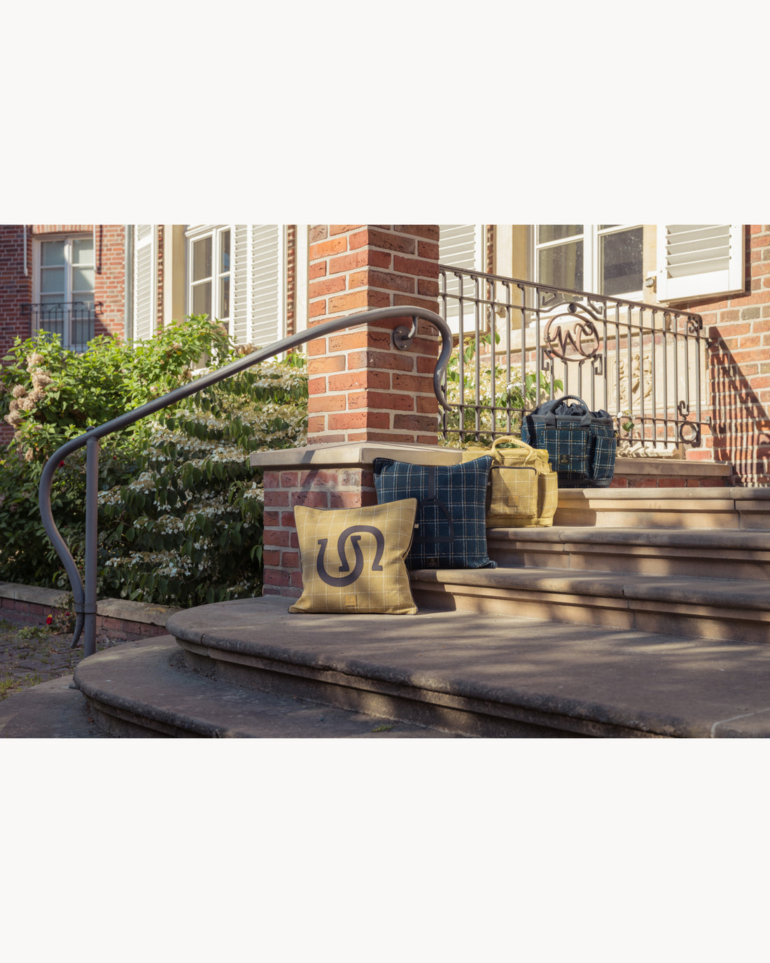 Eskadron Boucle Cushion Cover Heritage 25