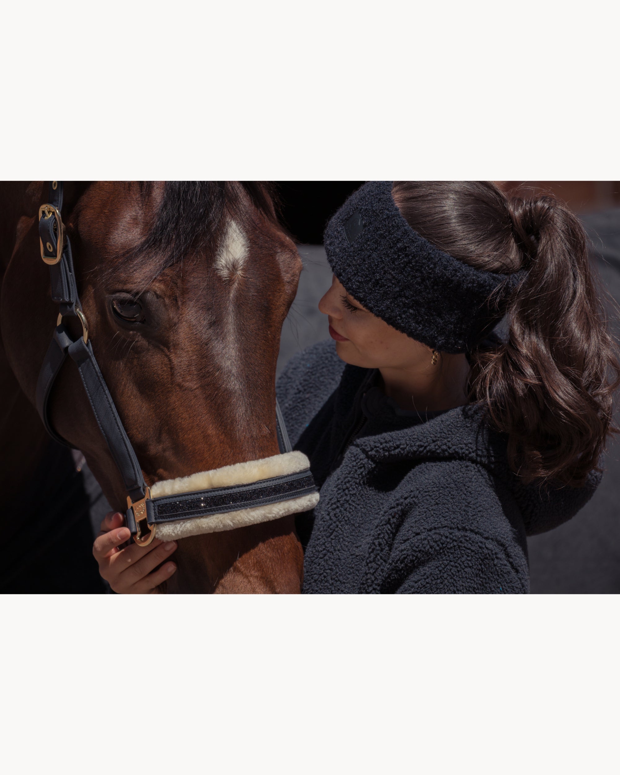 Eskadron Faux Leather/Fur Jewel Double Pin Headcollar Heritage 25