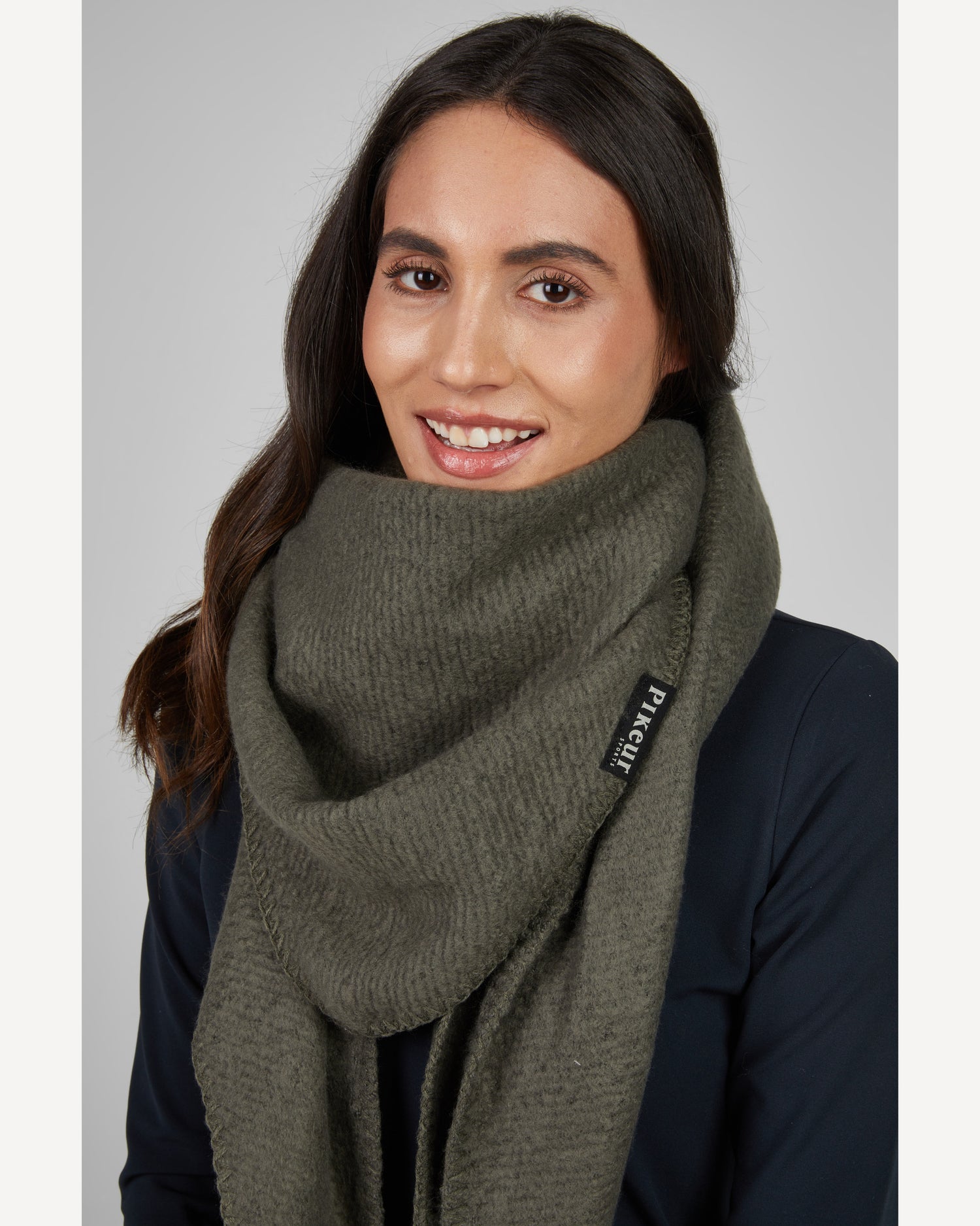 Pikeur Triangle Scarf 8856