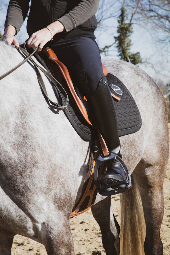 Flex-On Safe-On Stirrups - Black My Breeches | Pikeur